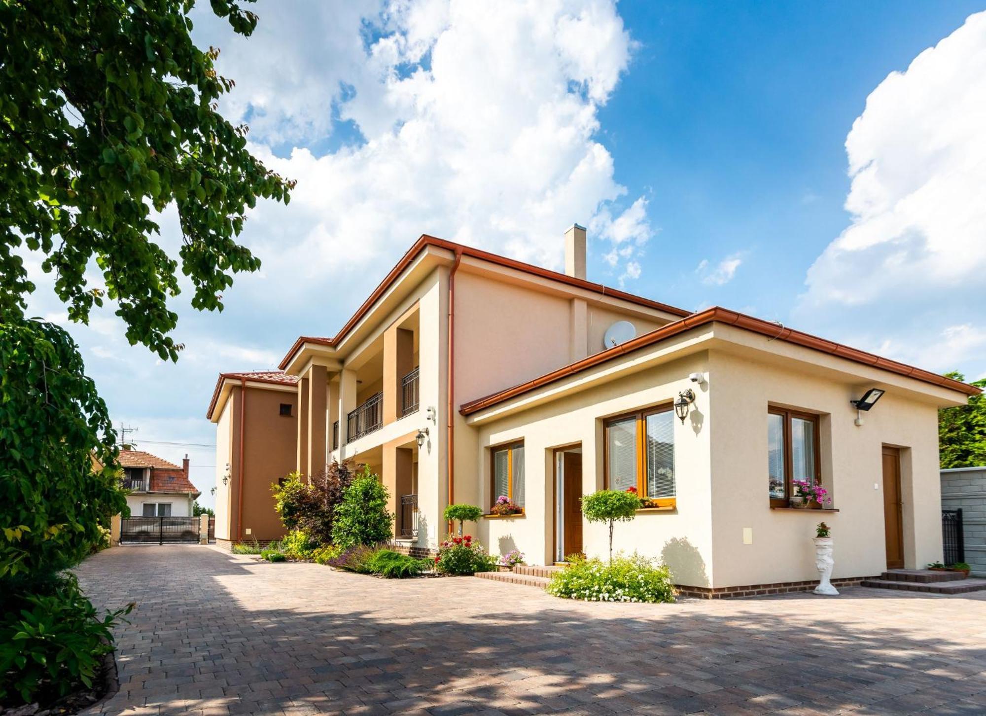Villa Ephelia Dunajská Streda 外观 照片